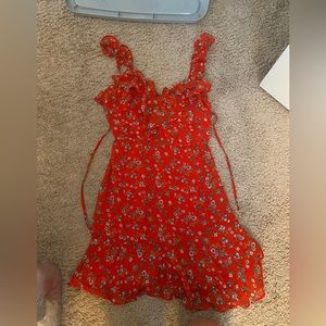 Lulu’s red floral dress size small